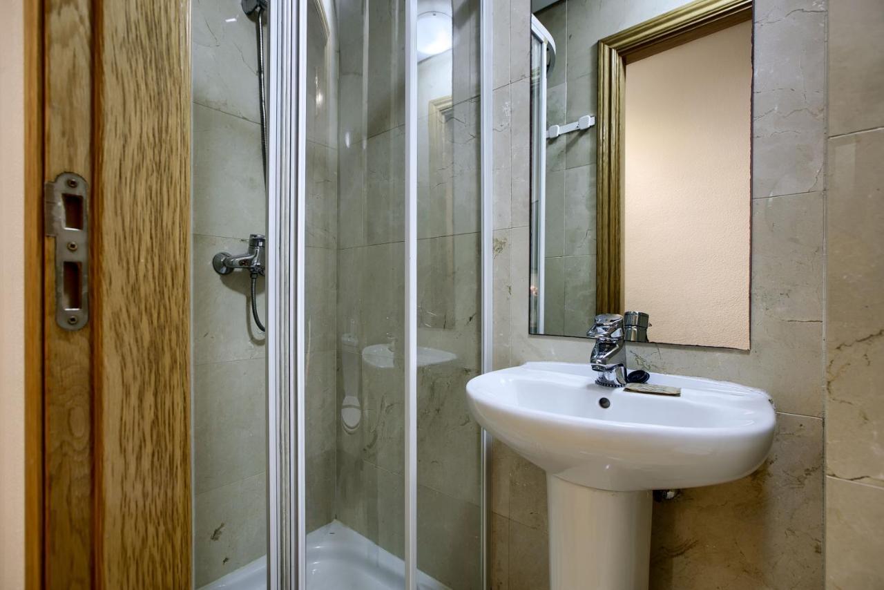 Ferienwohnung Charming Elegant Gran Via Madrid Exterior foto